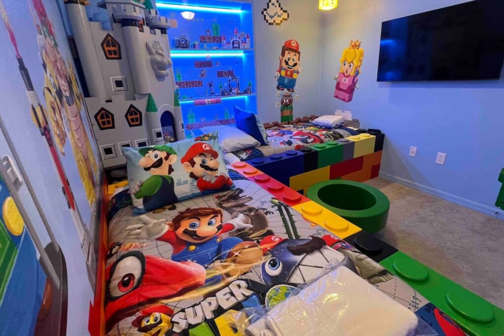 Amazing Friends — Custom game-themed beds