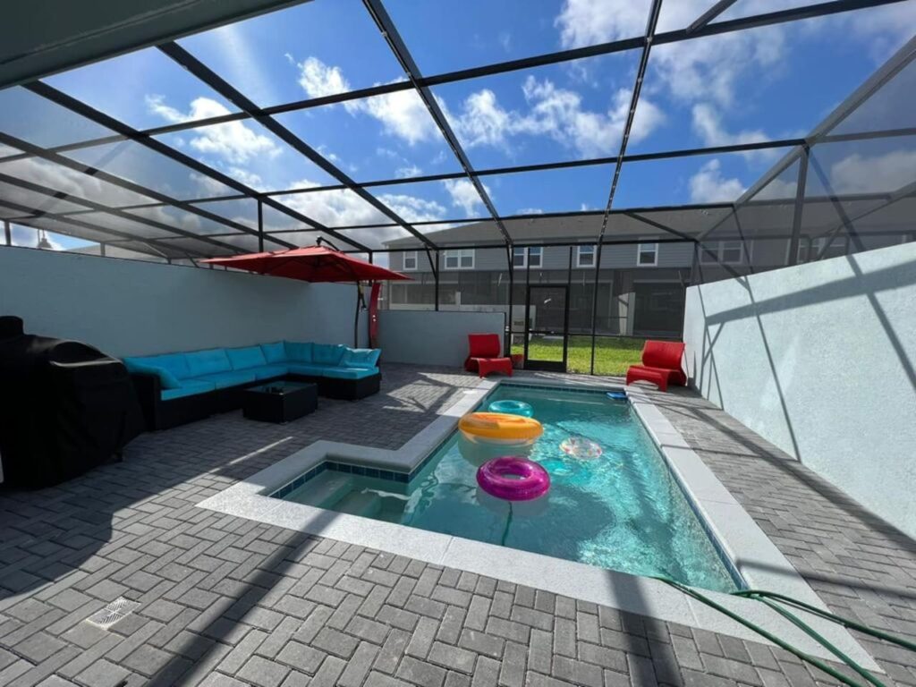Amazing Friends — Private screened pool by day