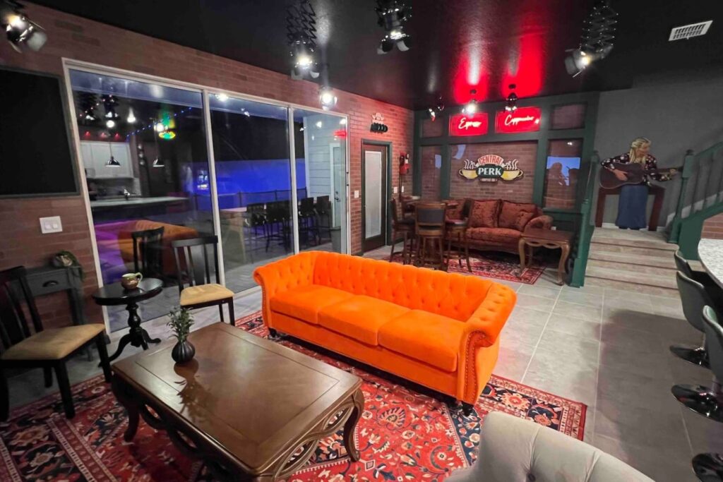 Amazing Friends — Themed living area