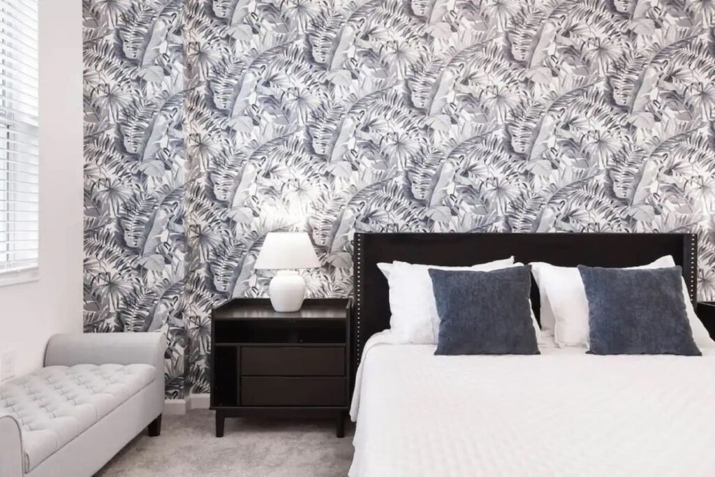 Bella Vida · 12-bedroom home — Guest bedroom