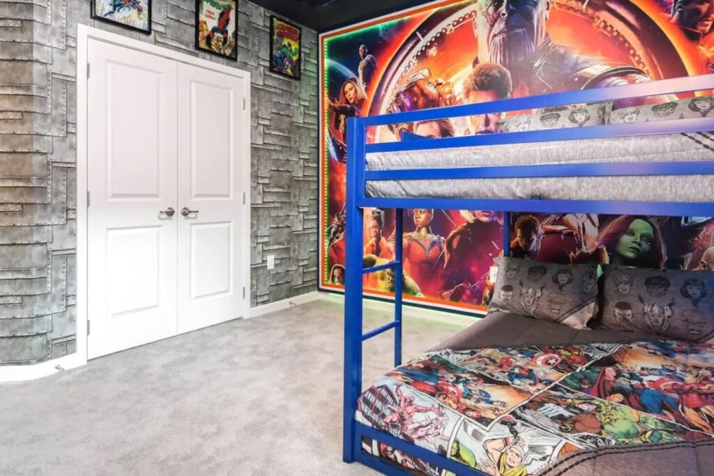Bella Vida · 12-bedroom home — Themed bunk bedroom