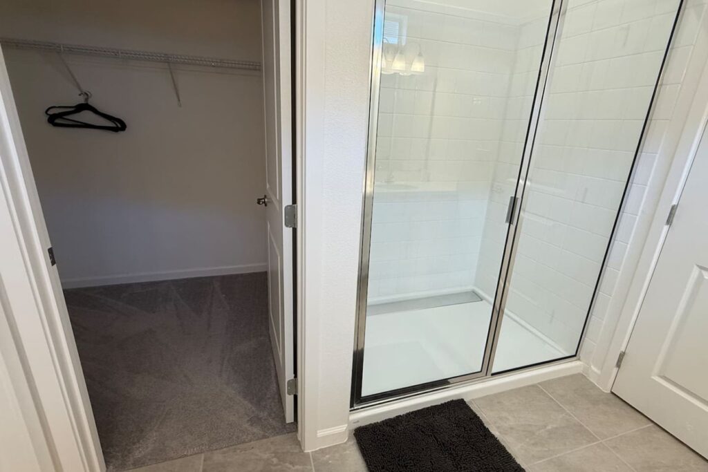 Bella Vida · 12-bedroom home — Bathroom